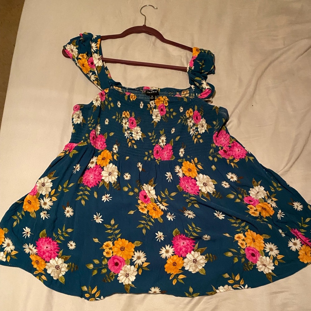 Torrid blouse size 3